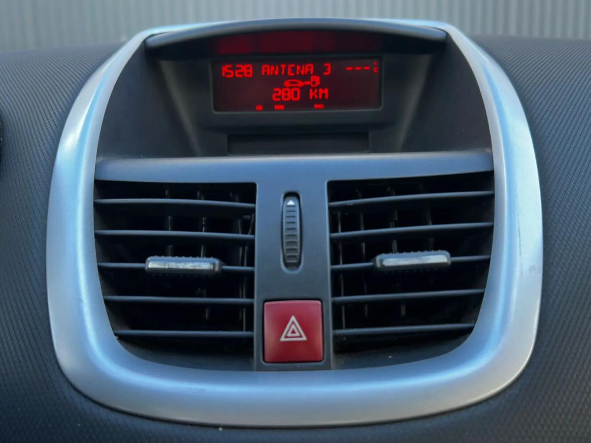peugeot-207-2010-diesel-1560cc