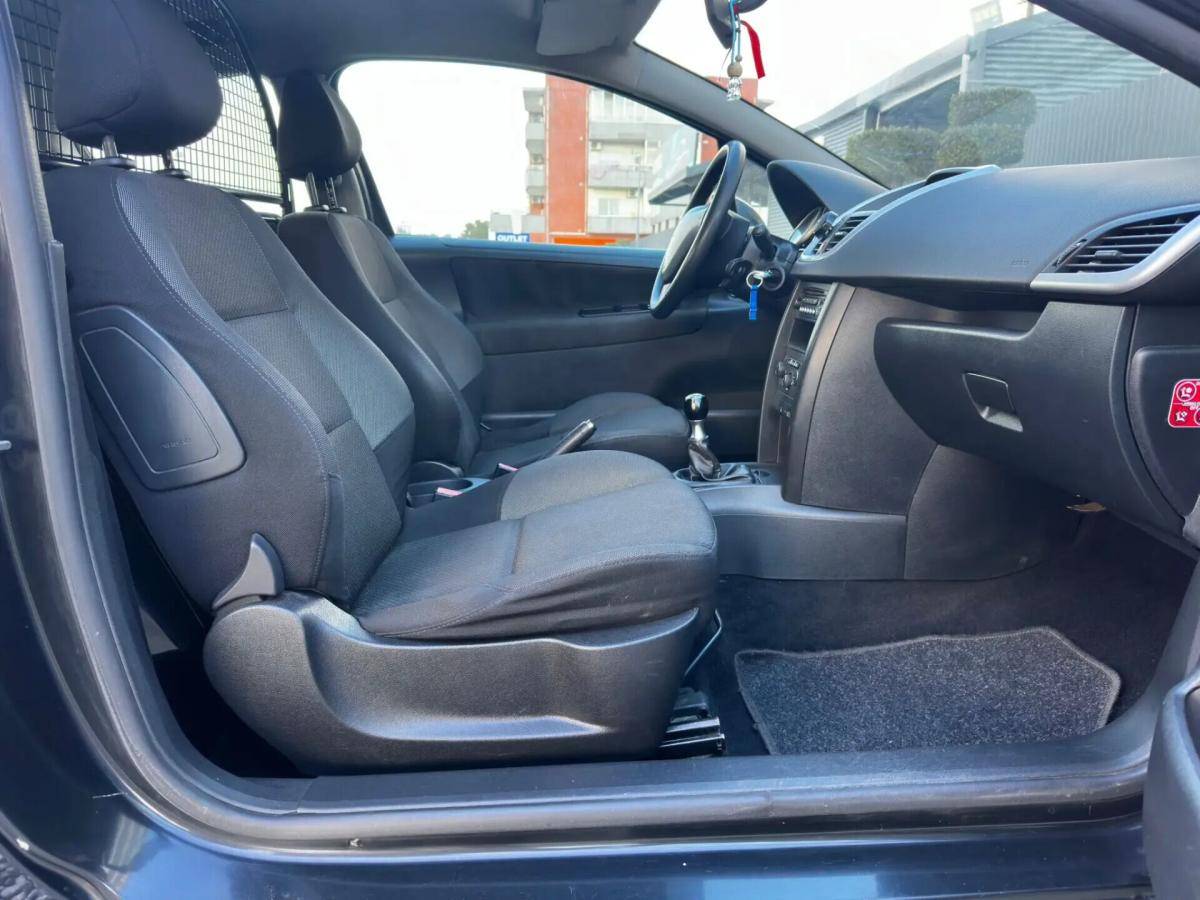 peugeot-207-2010-diesel-1560cc