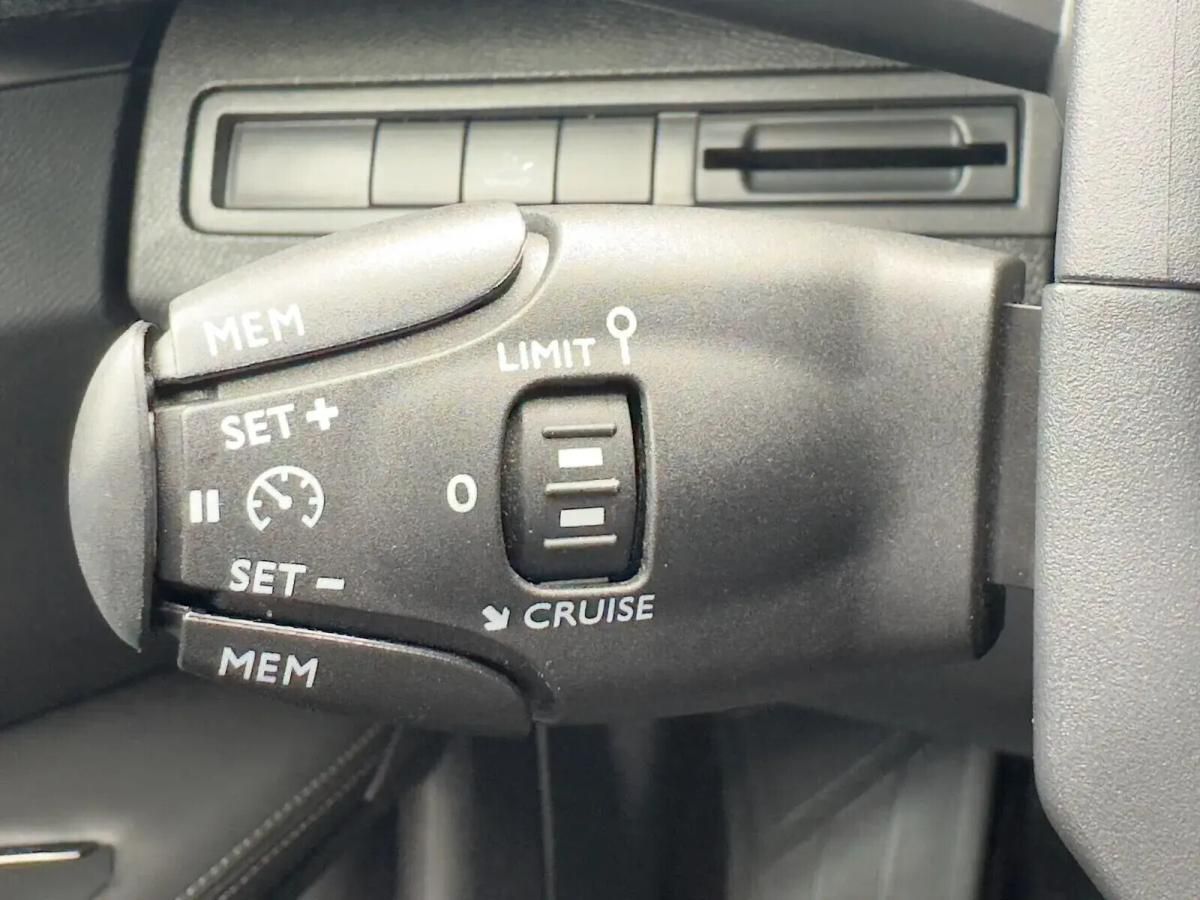 peugeot-3008-2017-diesel-1560cc