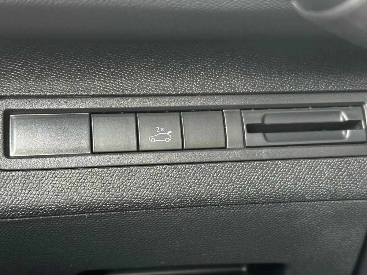 peugeot-3008-2017-diesel-1560cc