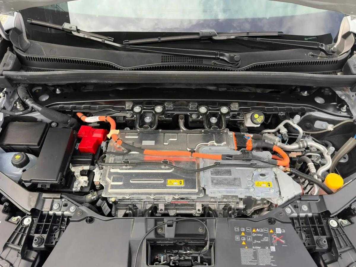 renault-megane-e-tech-2025-eletrico-0cc