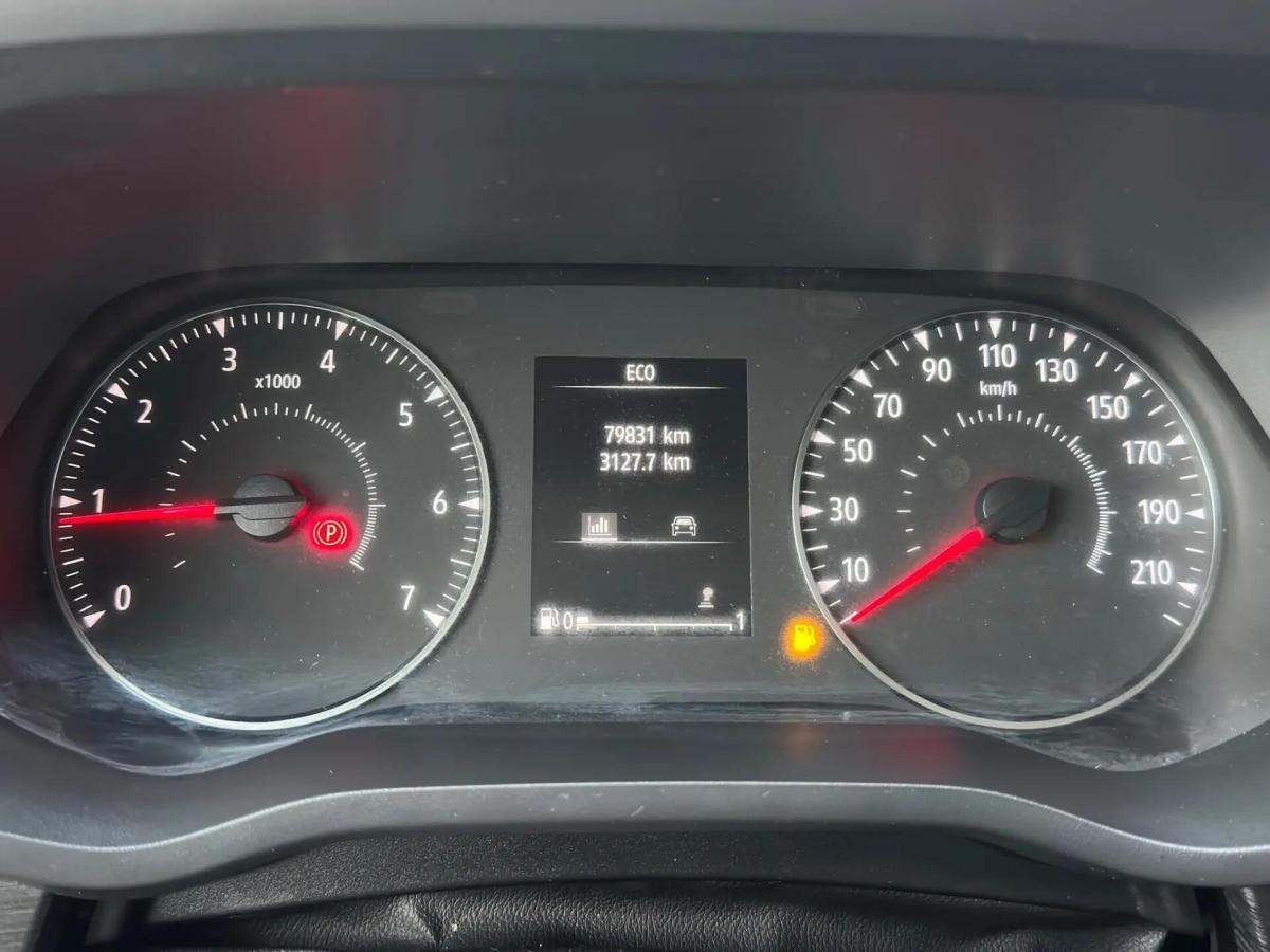 renault-trafic-2022-diesel-1997cc