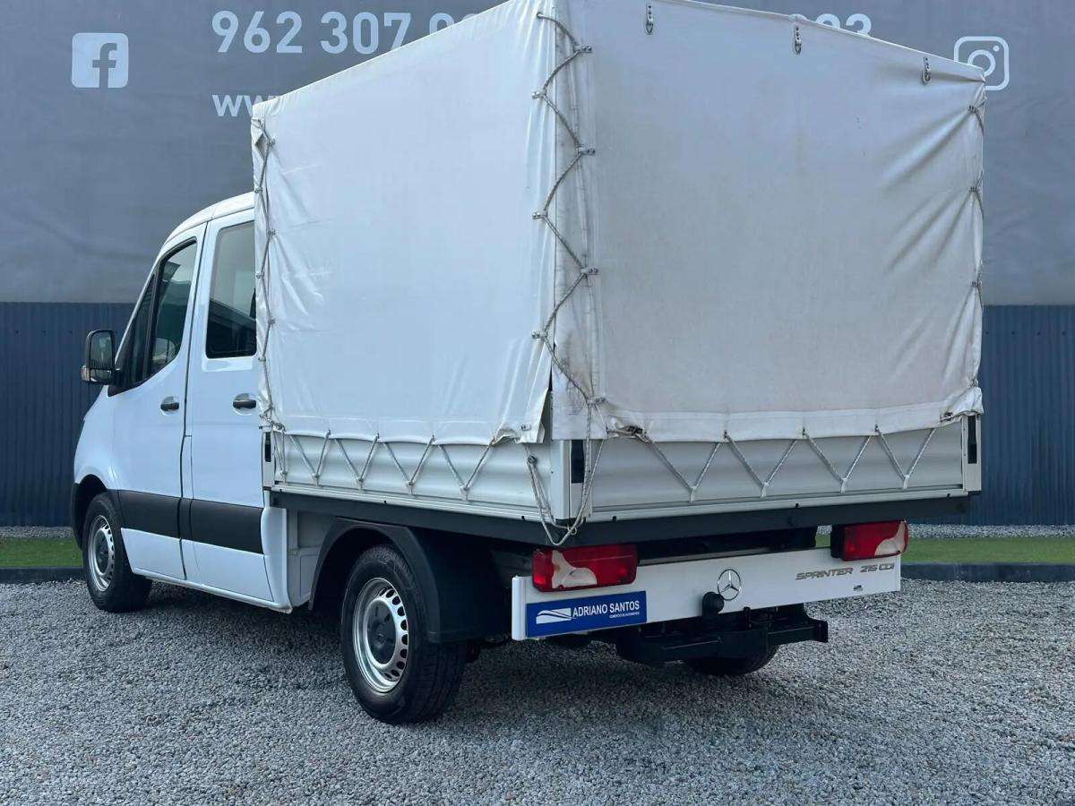 mercedes-benz-sprinter-215-cdi-2021-diesel-1950cc