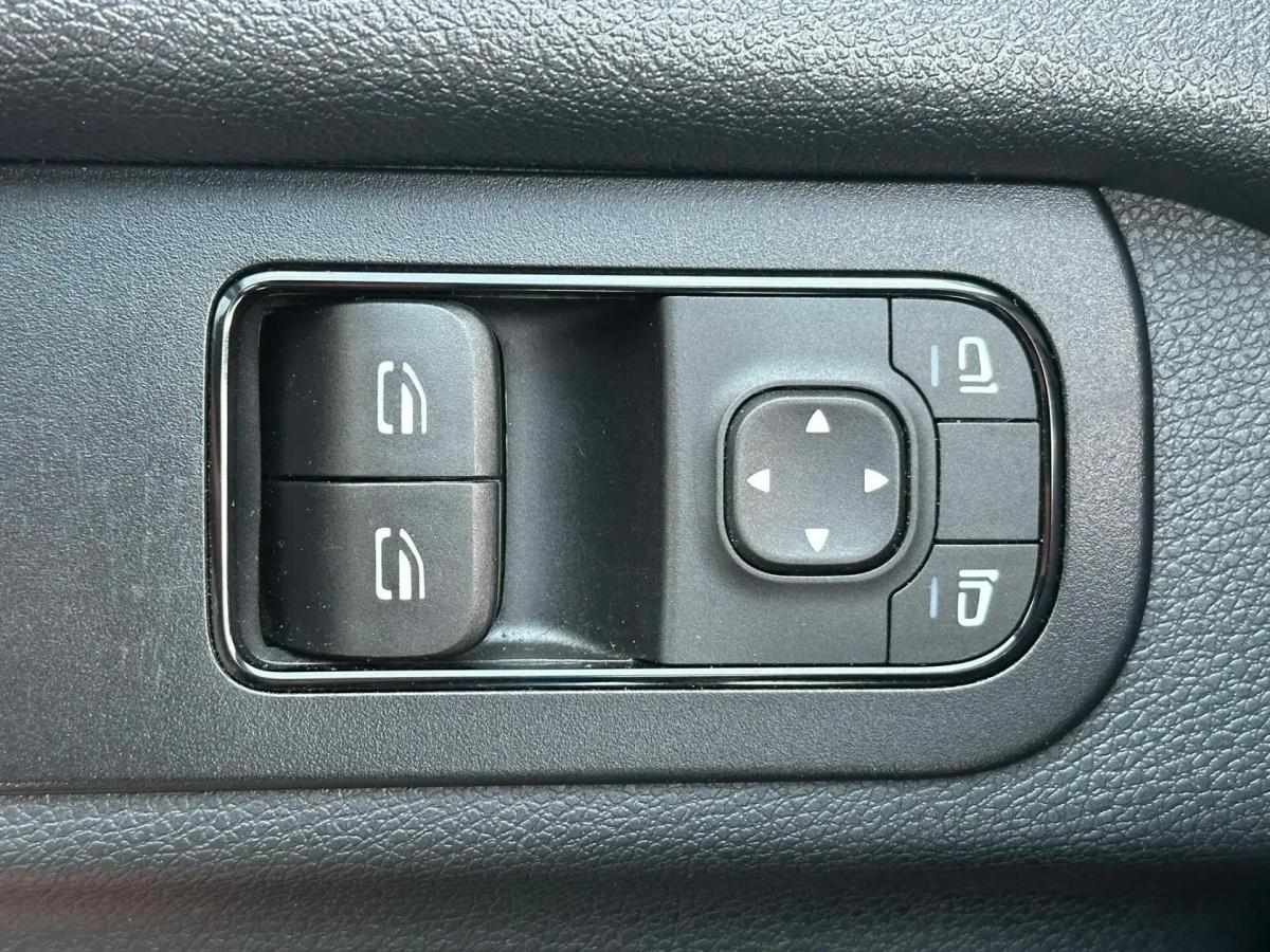 mercedes-benz-sprinter-215-cdi-2021-diesel-1950cc