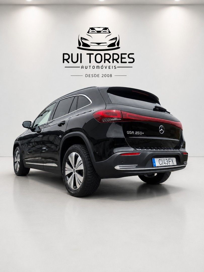 mercedes-benz-eqa-2023-eletrico-0cc