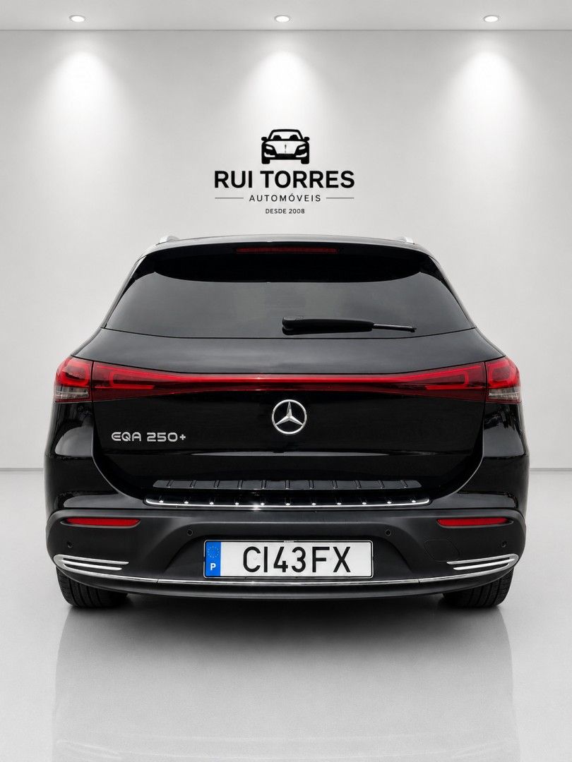 mercedes-benz-eqa-2023-eletrico-0cc