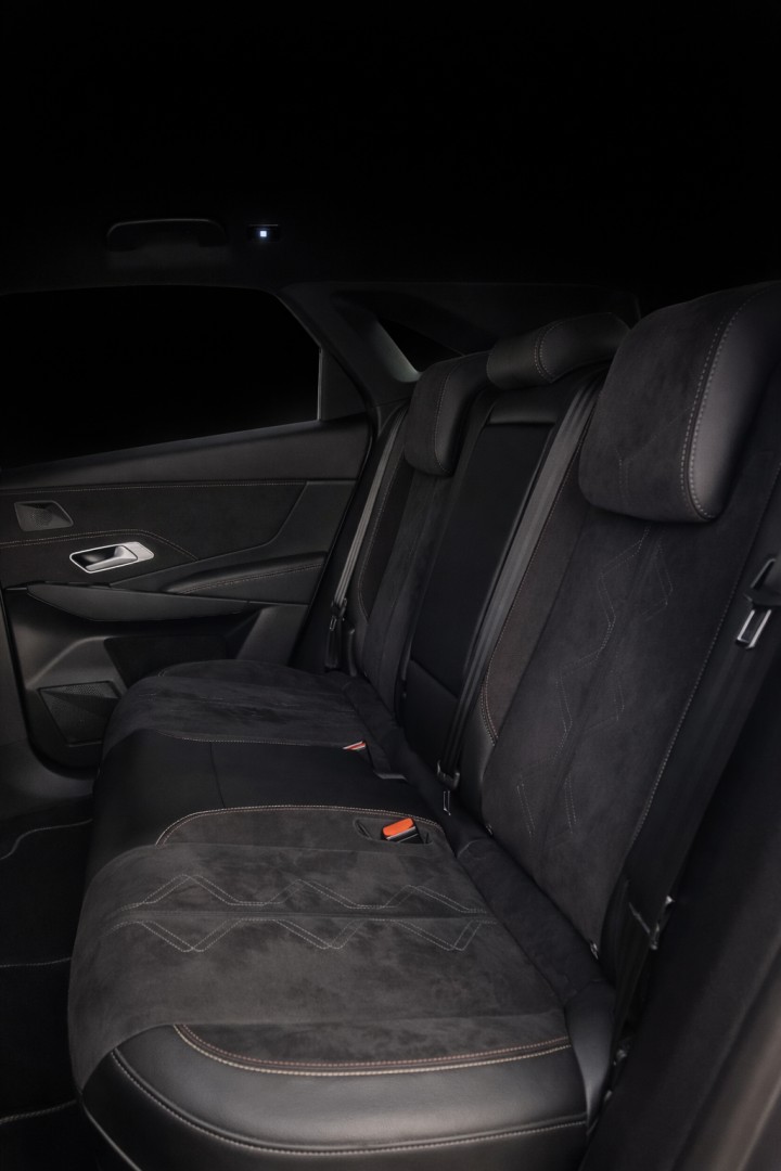 ds-ds-7-crossback-2021-hibrido-1598cc