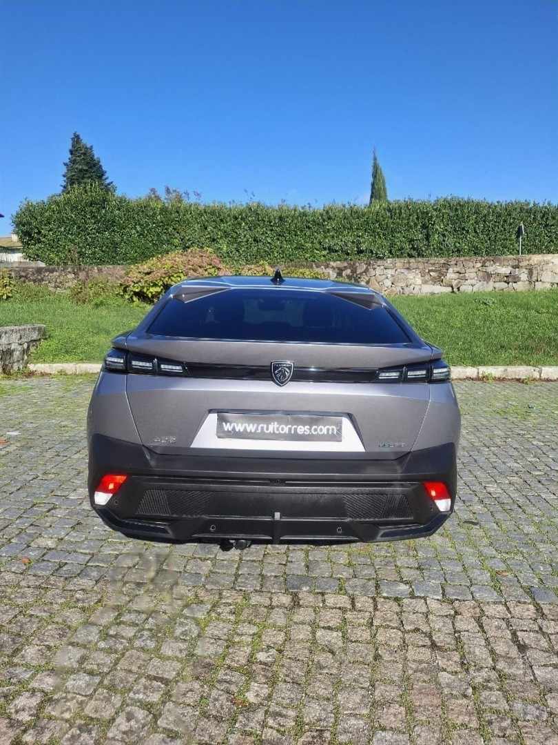 peugeot-408-2023-hibrido-1598cc