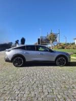 peugeot-408-2023-hibrido-1598cc