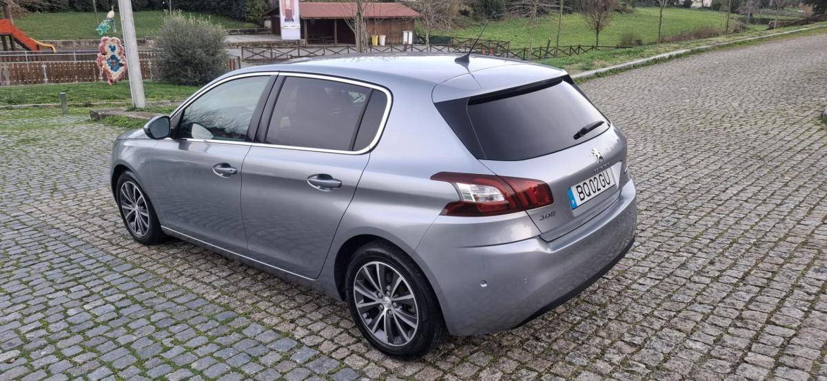 peugeot-308-2017-gasolina-1199cc