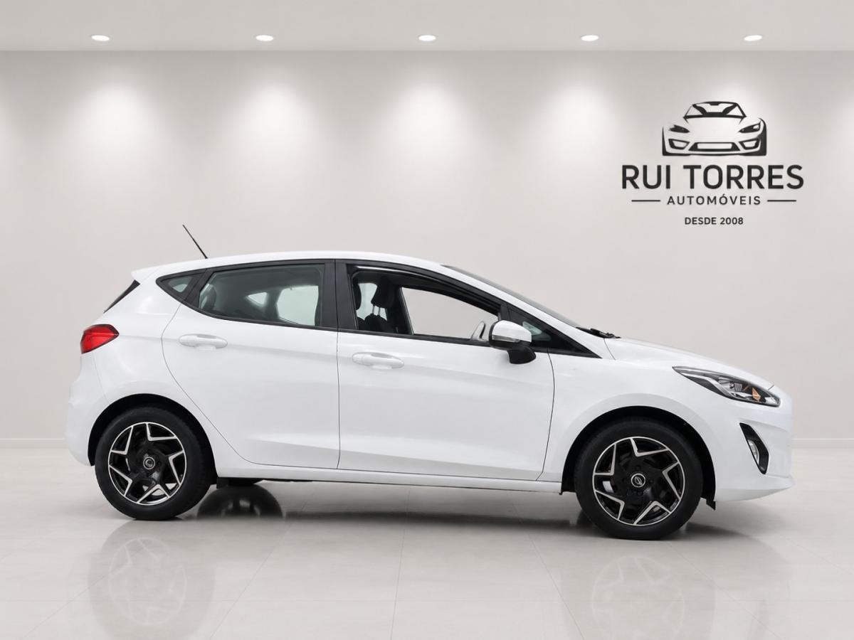 ford-fiesta-2019-gasolina-1084cc