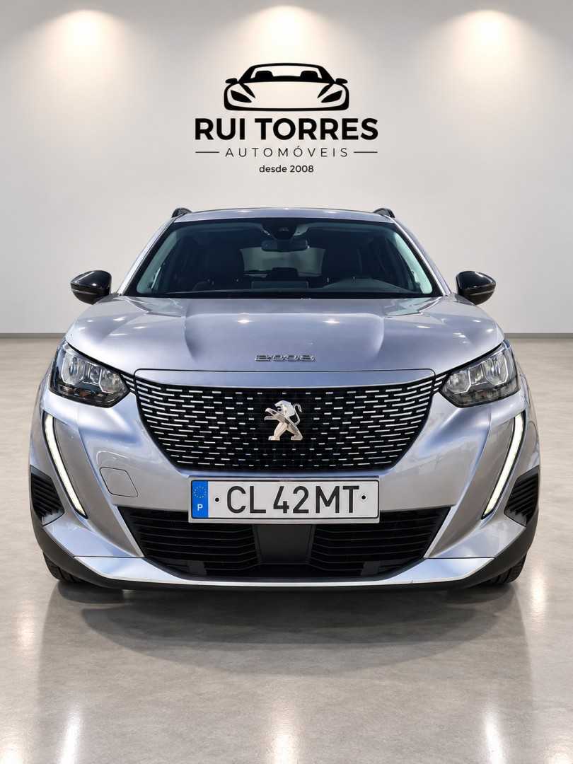 peugeot-e-2008-2022-eletrico-0cc
