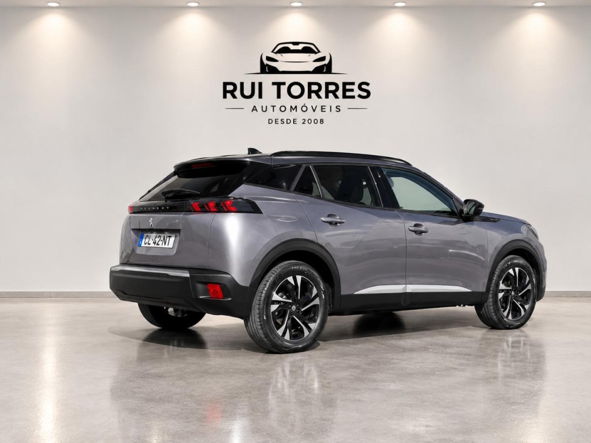 peugeot-e-2008-2022-eletrico-0cc