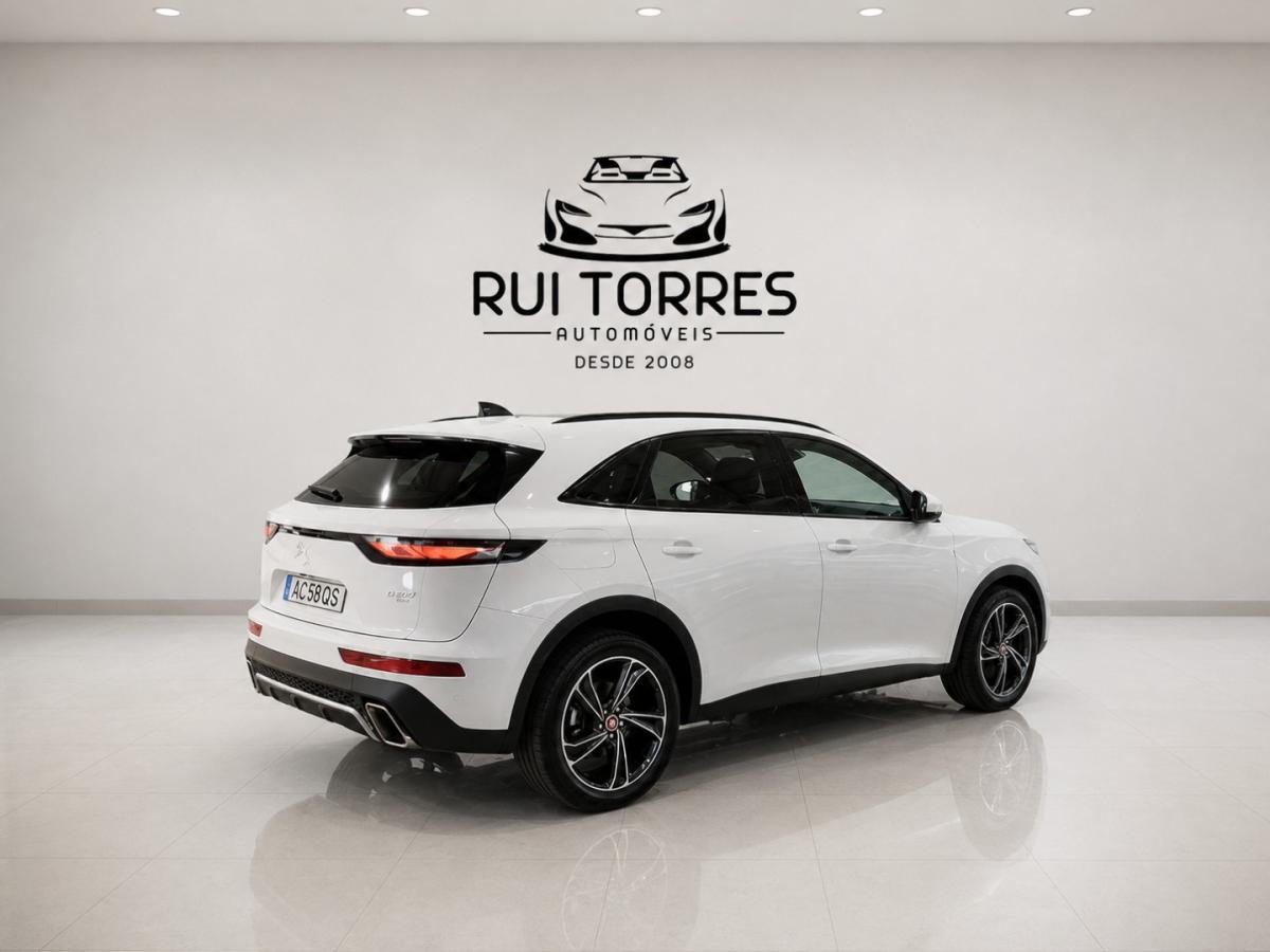 ds-ds-7-crossback-2022-hibrido-1598cc