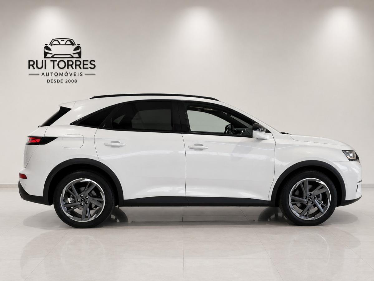 ds-ds-7-crossback-2022-hibrido-1598cc