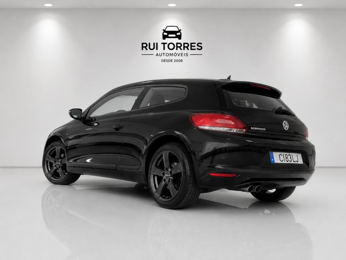 volkswagen-scirocco-2011-diesel-1968cc