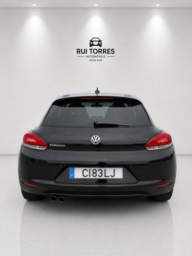 volkswagen-scirocco-2011-diesel-1968cc
