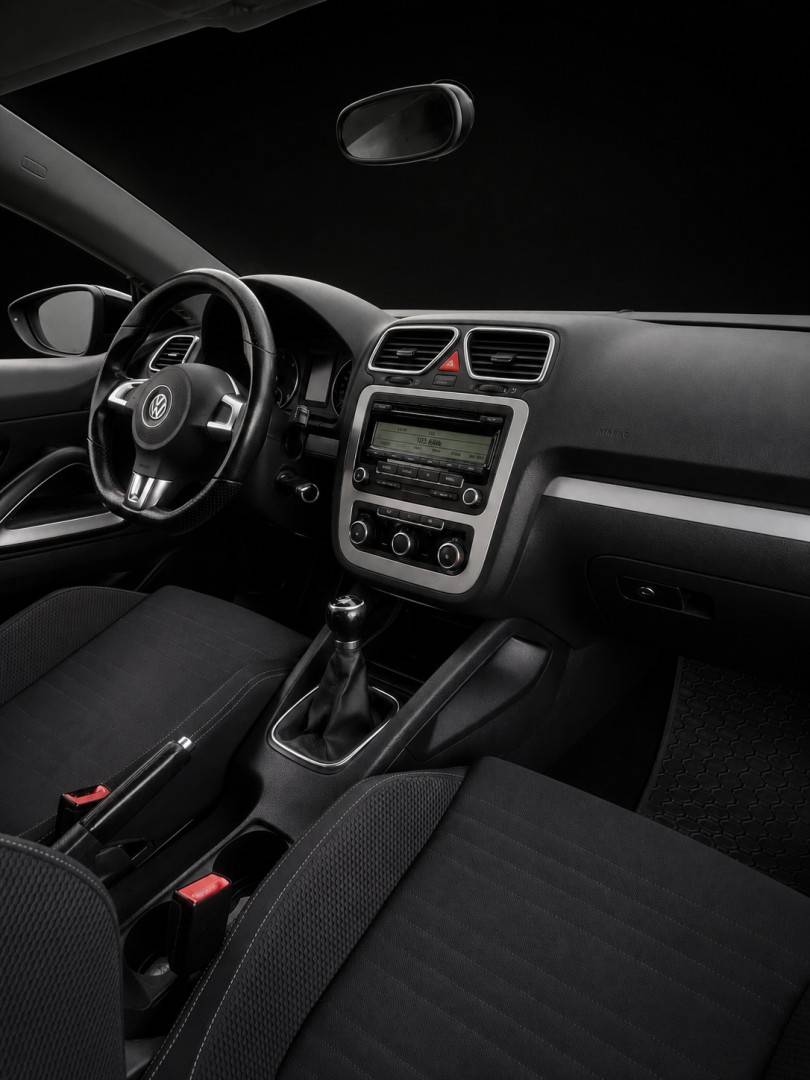 volkswagen-scirocco-2011-diesel-1968cc
