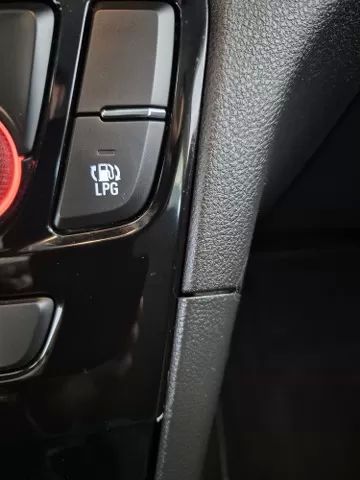 opel-mokka-x-2018-gpl-1364cc