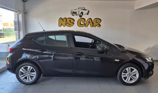 opel-astra-2018-gasolina-999cc