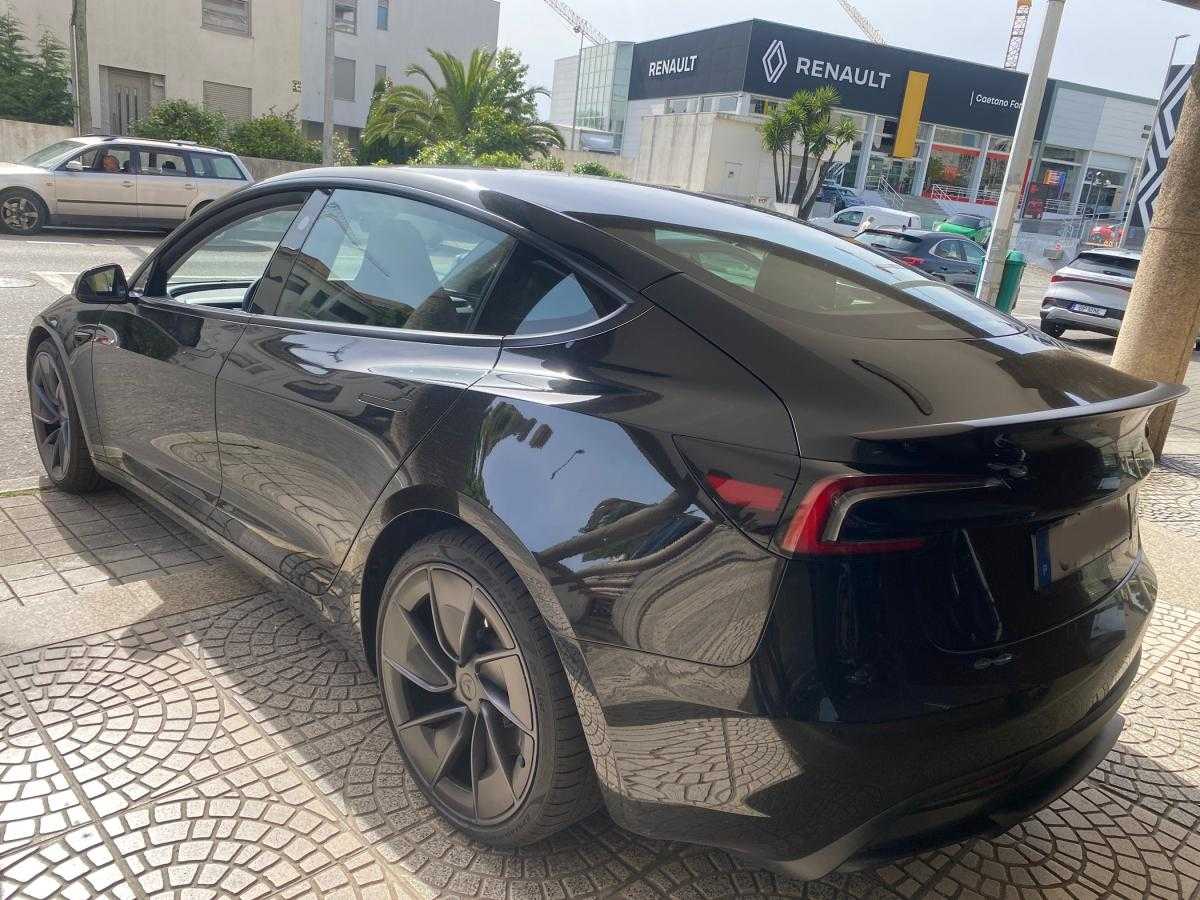 tesla-model-3-2026-eletrico-0cc