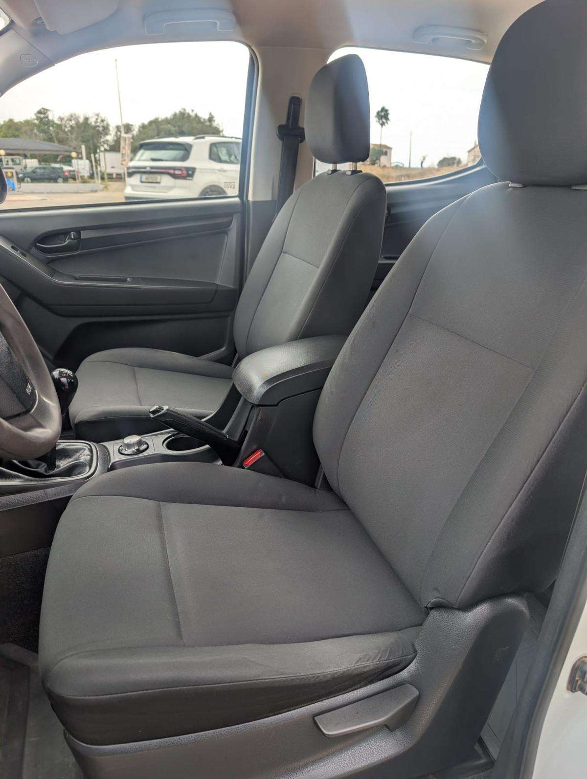 isuzu-d-max-2018-diesel-1898cc