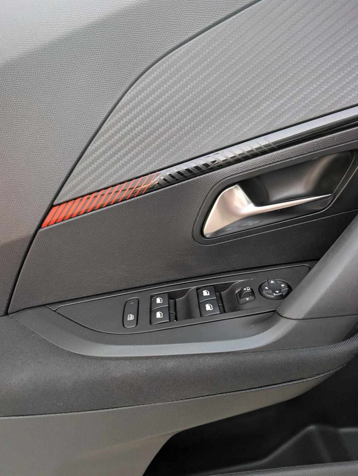 peugeot-2008-2021-diesel-1499cc