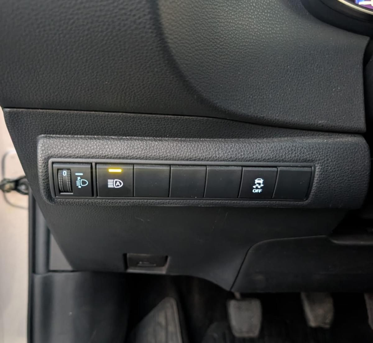 toyota-corolla-2022-gasolina-1197cc