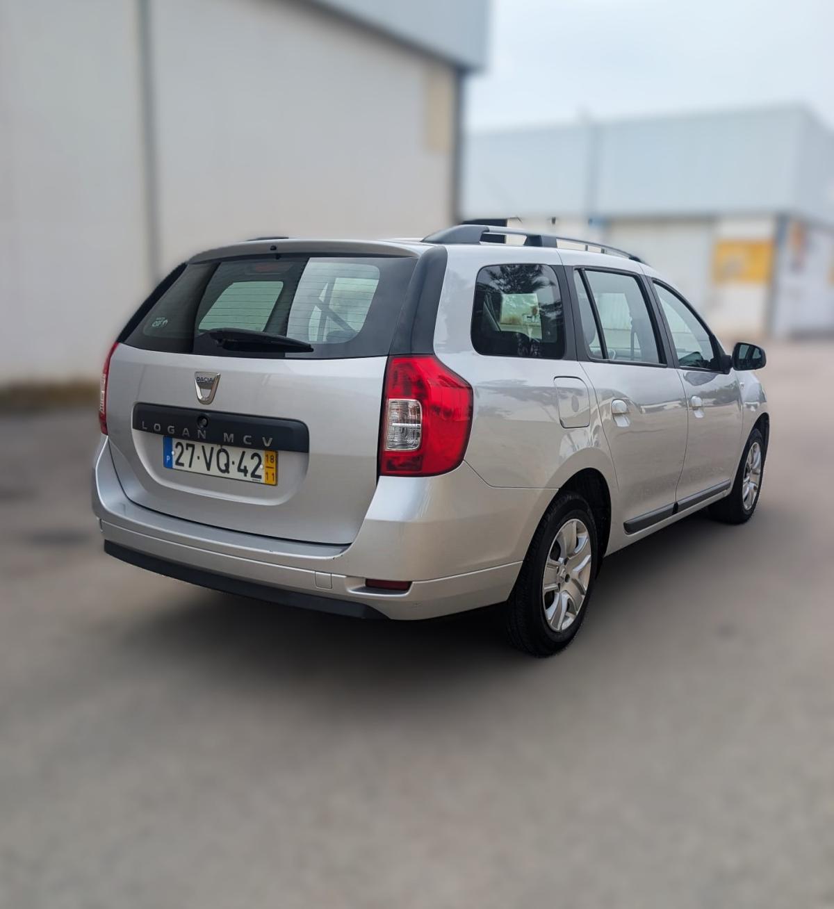 dacia-logan-mcv-2018-gasolina-898cc