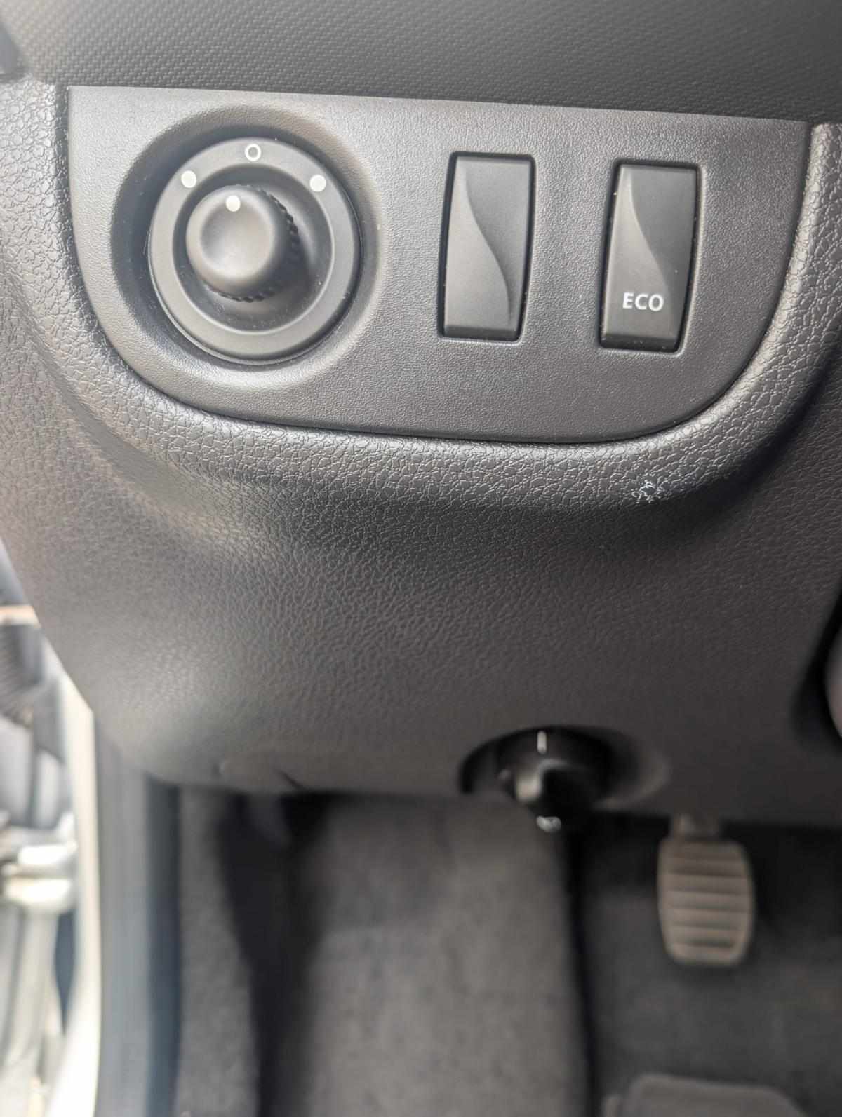 dacia-logan-mcv-2018-gasolina-898cc