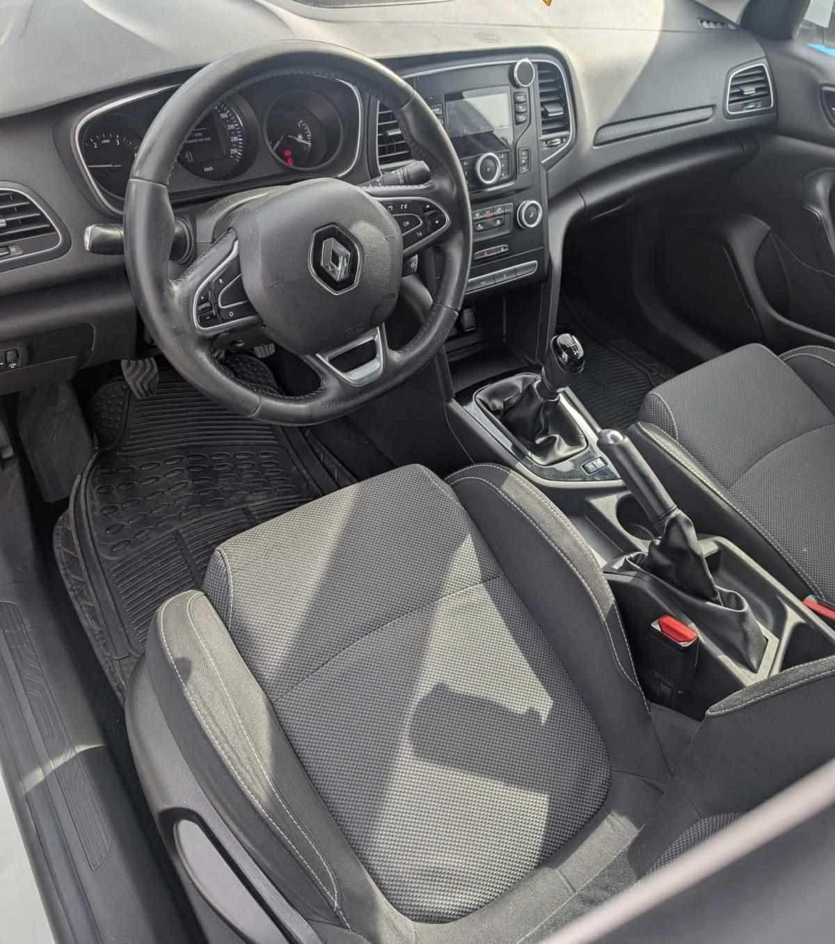 renault-megane-sport-tourer-2019-diesel-1461cc