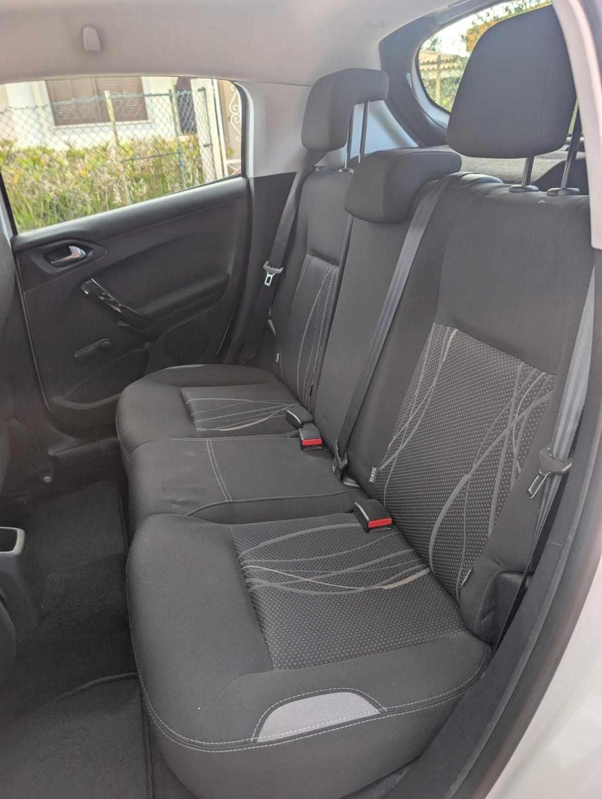 peugeot-208-2014-diesel-1398cc