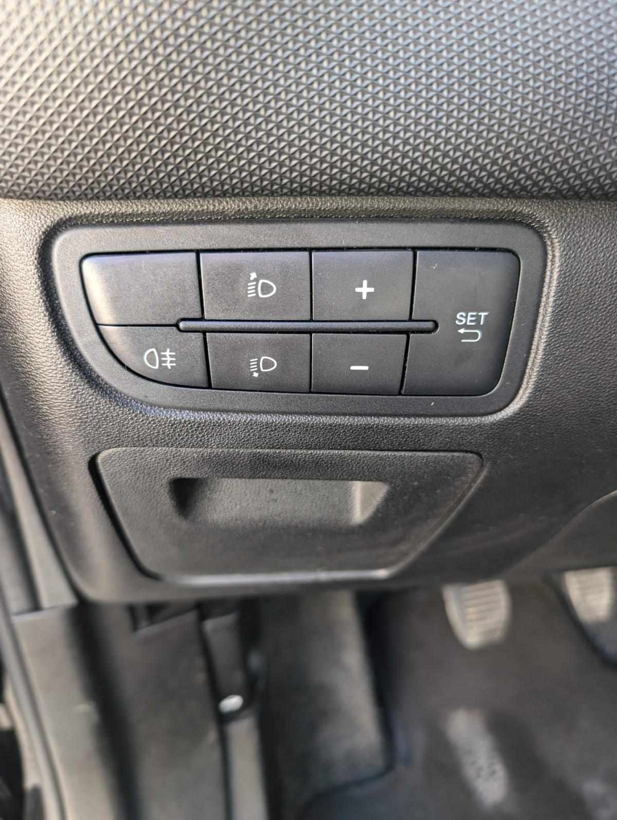 fiat-punto-2018-gasolina-1242cc