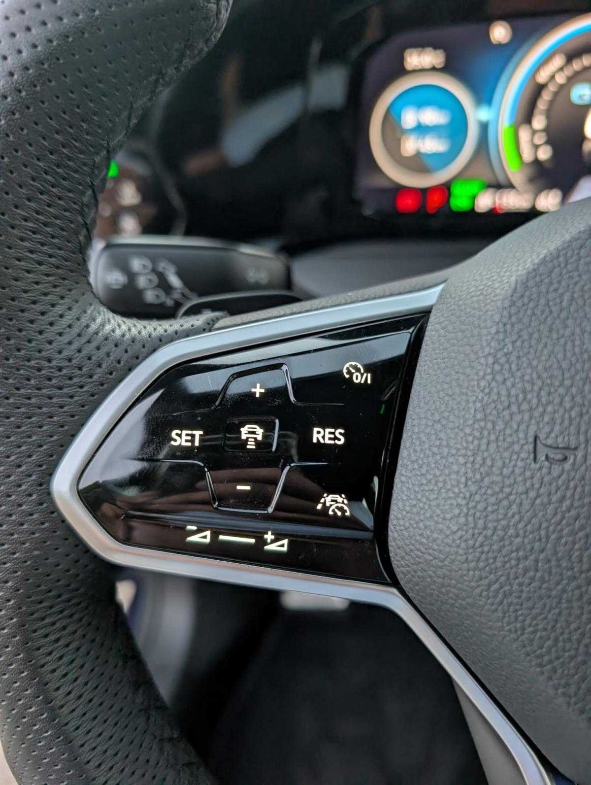 volkswagen-golf-2021-hibrido-a-gasolina-1395cc