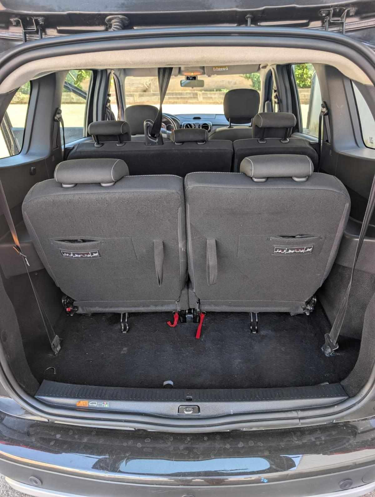 dacia-lodgy-2022-diesel-1461cc