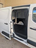 peugeot-partner-2023-diesel-1499cc