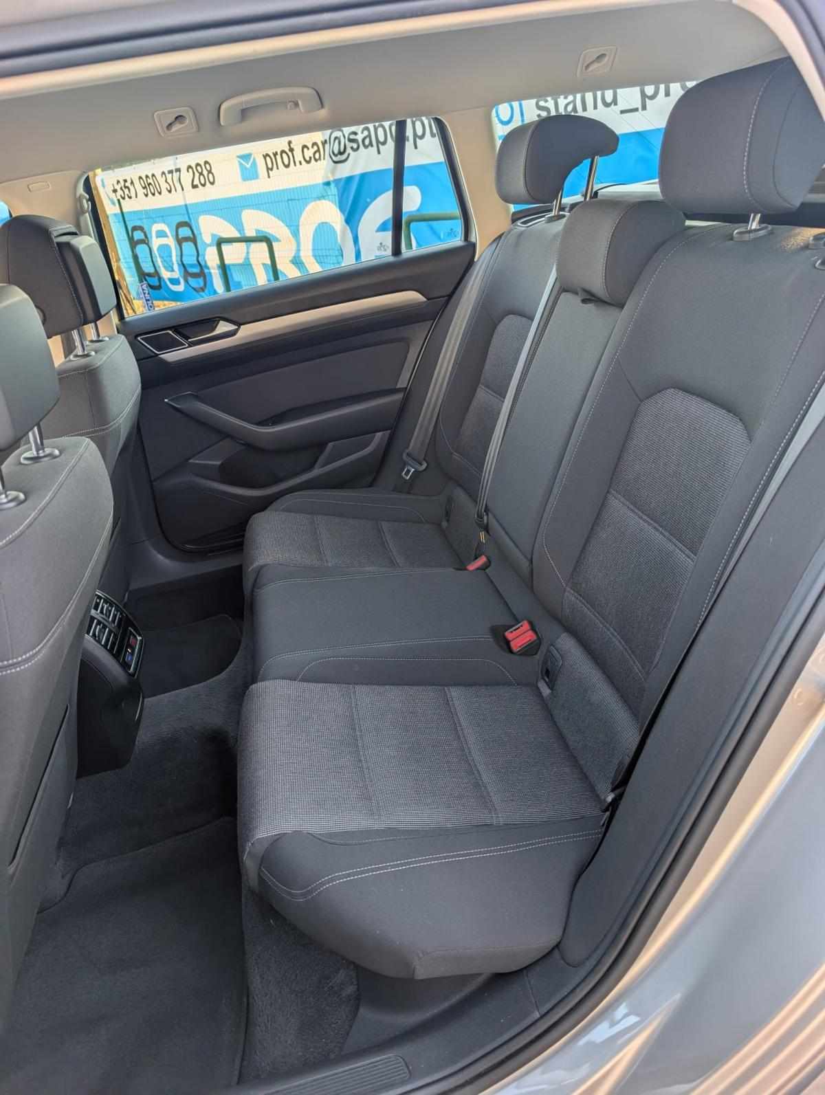 volkswagen-passat-variant-2017-diesel-1598cc