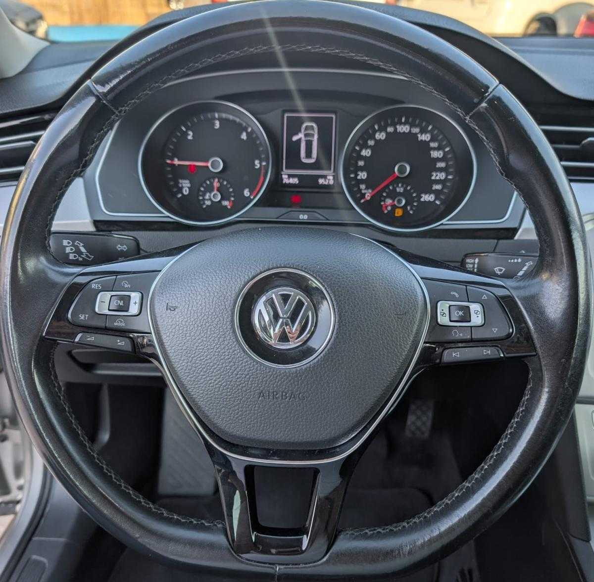 volkswagen-passat-variant-2017-diesel-1598cc