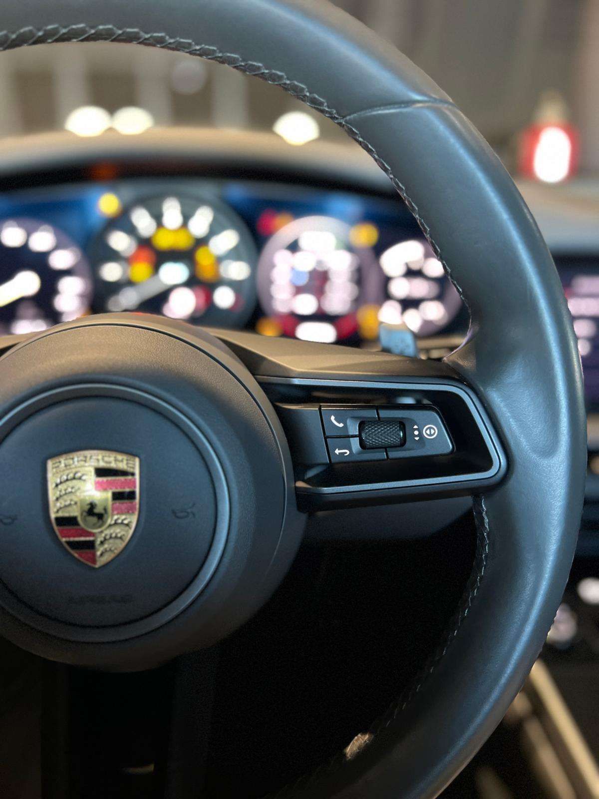 porsche-992-2021-gasolina-2981cc
