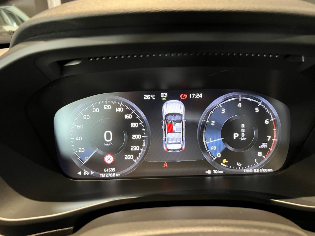 volvo-xc40-2023-gasolina-1477cc