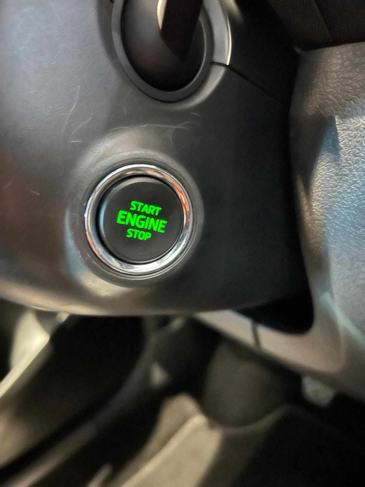 skoda-fabia-2022-gasolina-999cc