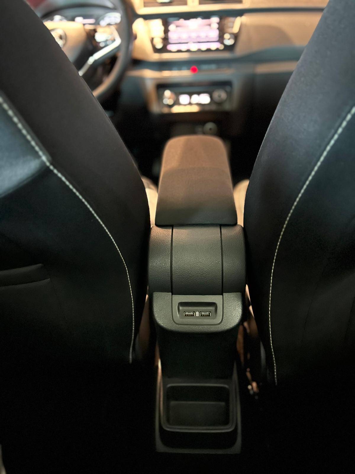 skoda-fabia-2022-gasolina-999cc