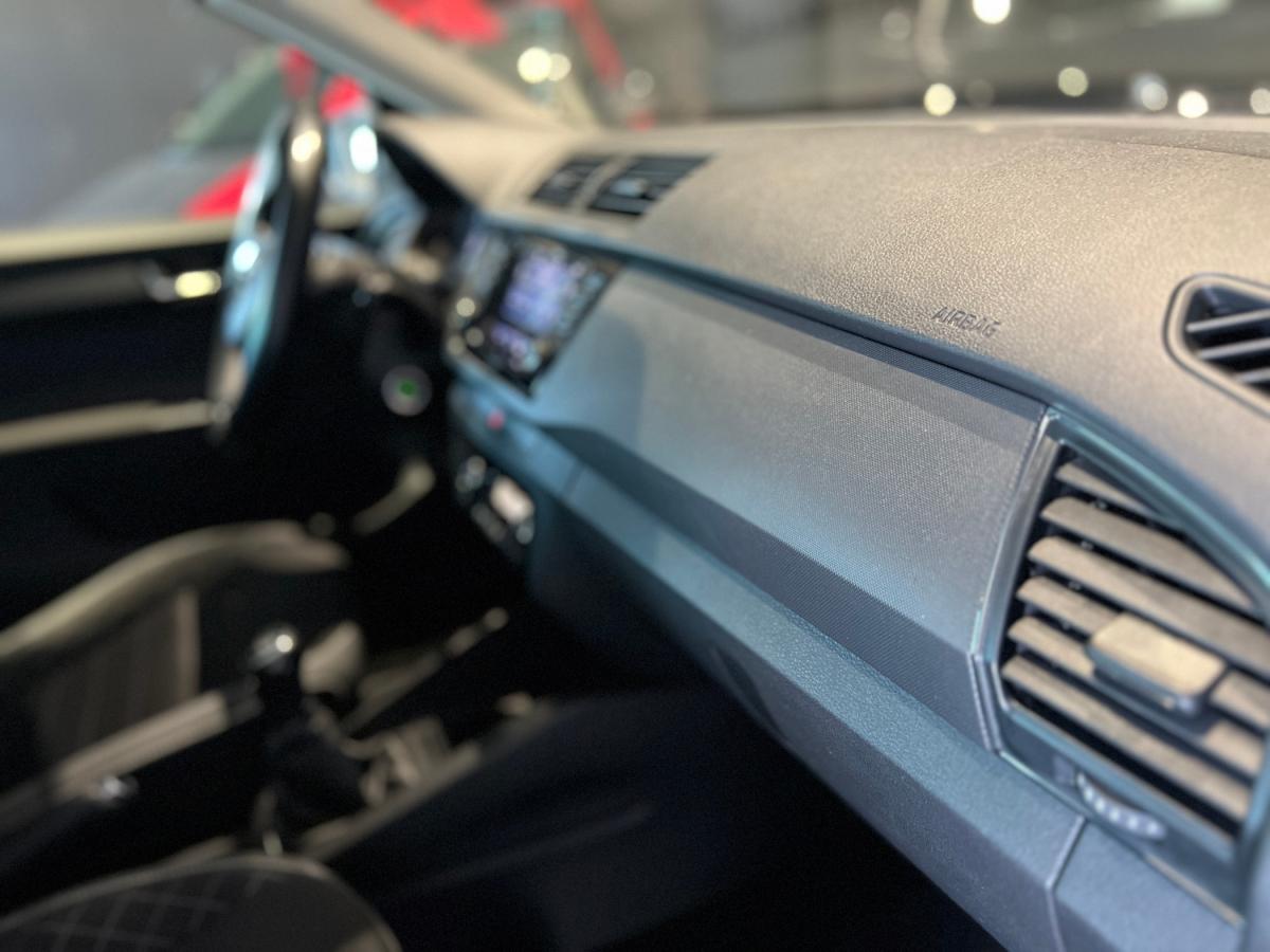 skoda-fabia-2022-gasolina-999cc