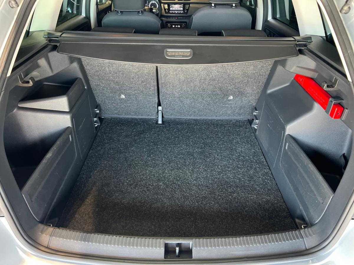skoda-fabia-2022-gasolina-999cc