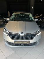 skoda-fabia-2022-gasolina-999cc
