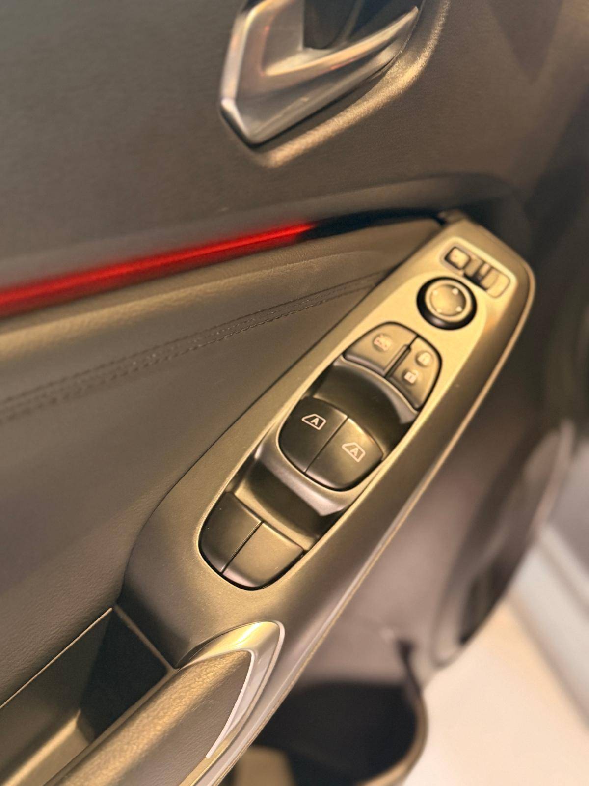 nissan-juke-2025-gasolina-999cc