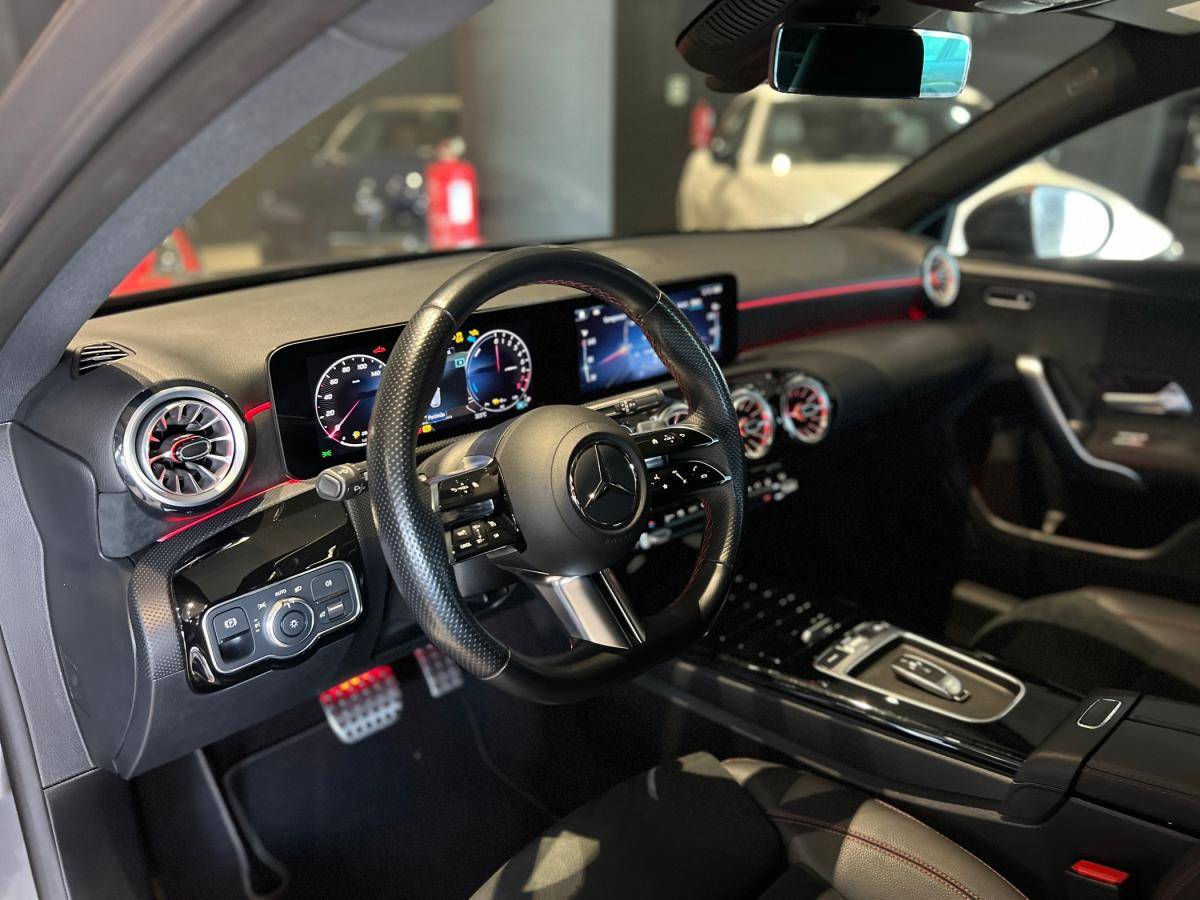 mercedes-benz-classe-a-2023-hibrido-a-gasolina-1332cc