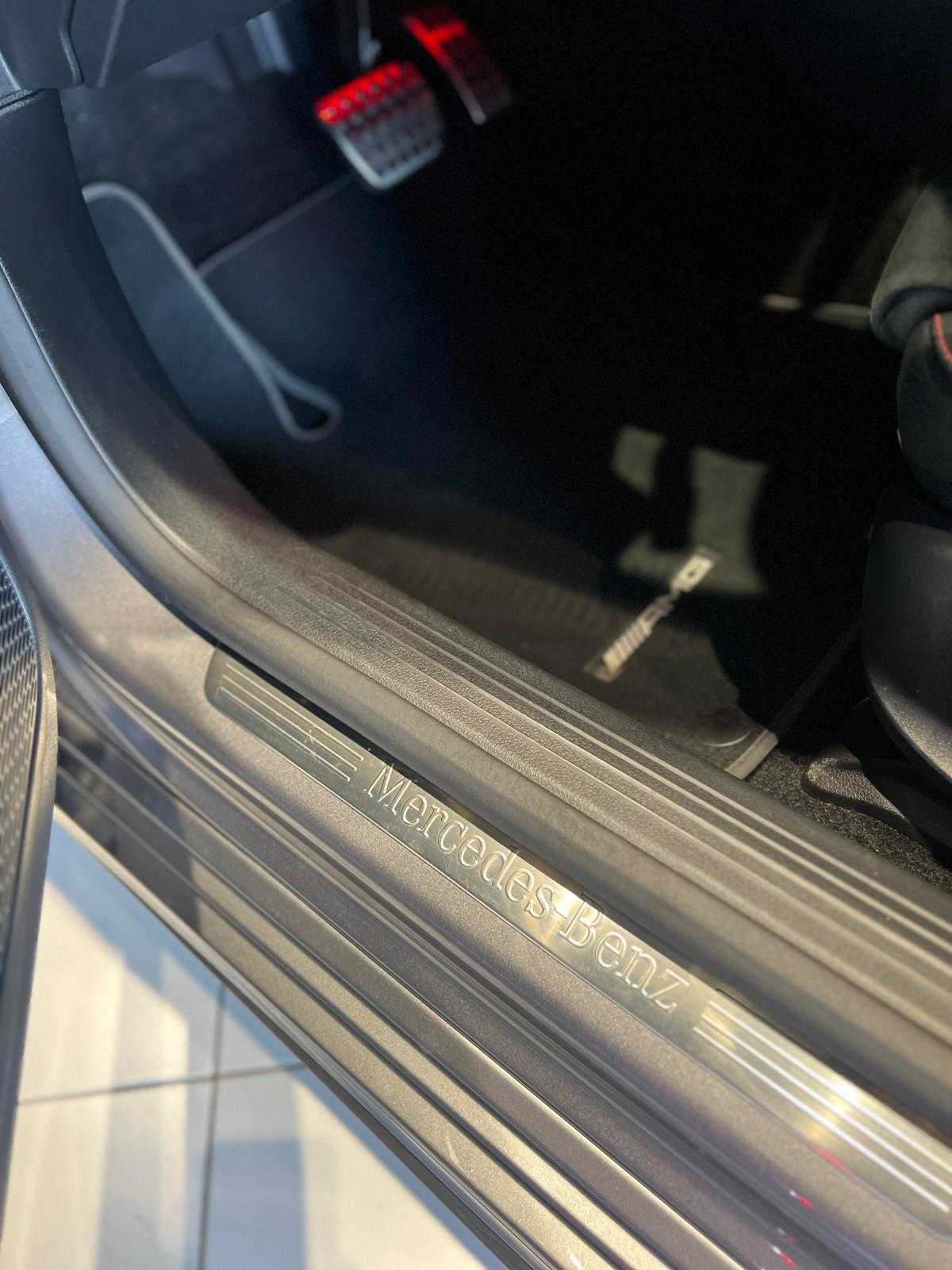 mercedes-benz-classe-a-2023-hibrido-a-gasolina-1332cc