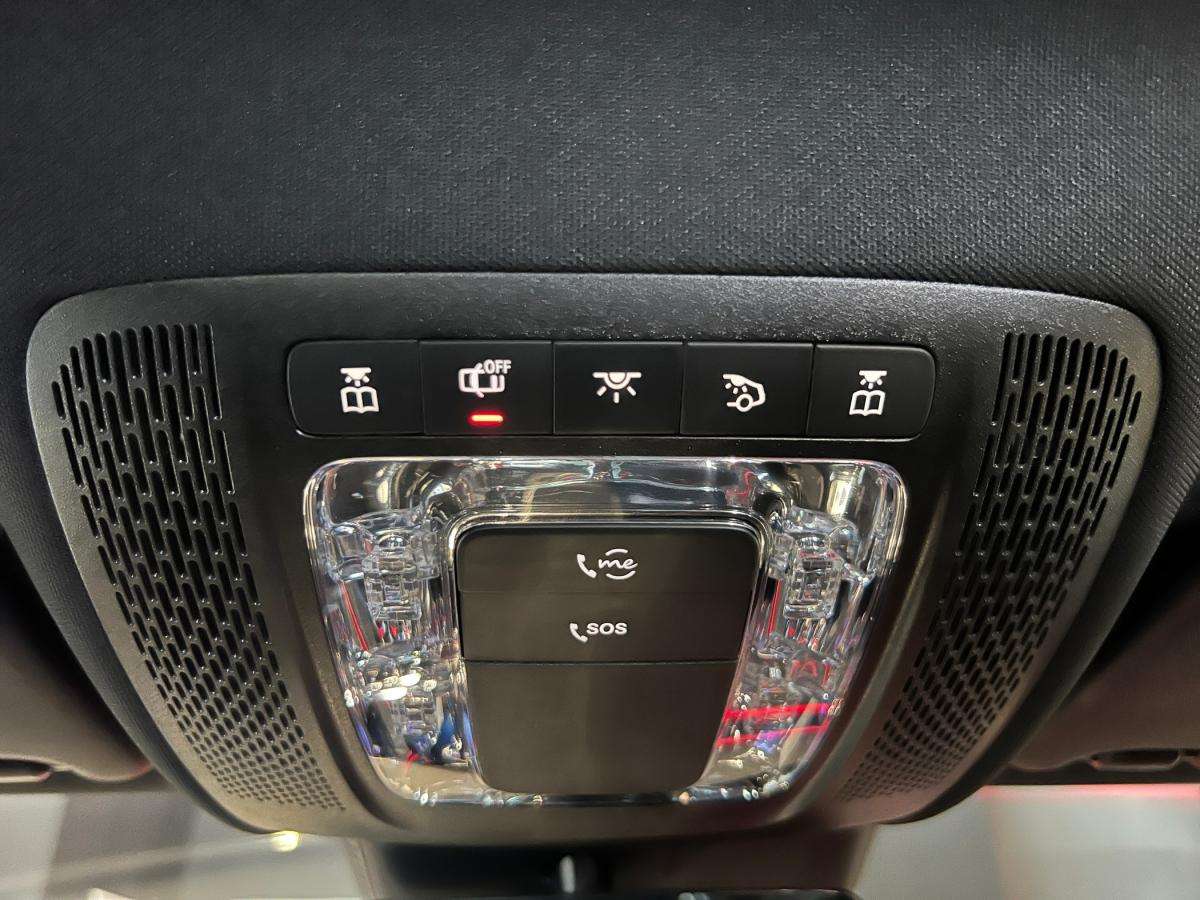 mercedes-benz-classe-a-2023-hibrido-a-gasolina-1332cc