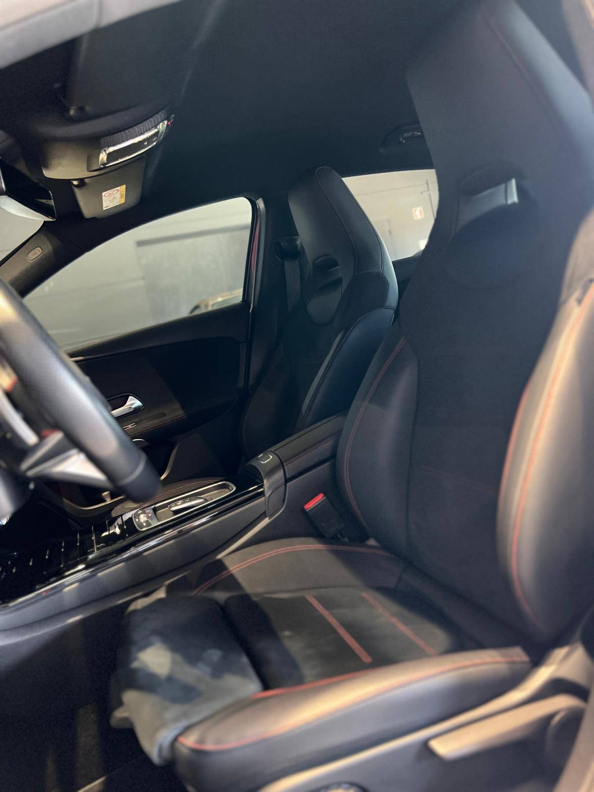 mercedes-benz-classe-a-2023-hibrido-a-gasolina-1332cc